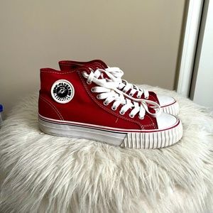CLOSET CLEAN OUT!Classic PF Flyers!!! Red and White!! Size 8.5. Great condition.